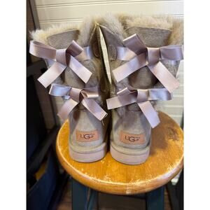 UGG Bailey Bow Bootie Size 8